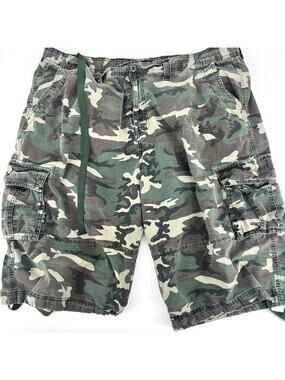 LA GATE Collection U.S.A. Green Camo Cargo Shorts 100% Cotton Adjustable Size 48